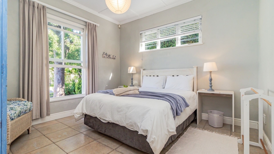To Let 5 Bedroom Property for Rent in Onrus Western Cape